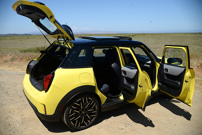 PHOTO (select to view enlarged photo)