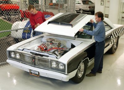 Chrysler Hemi Exhibit