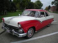 classic car (select to view enlarged photo)