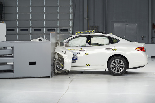 infiniti q70 (select to view enlarged photo)