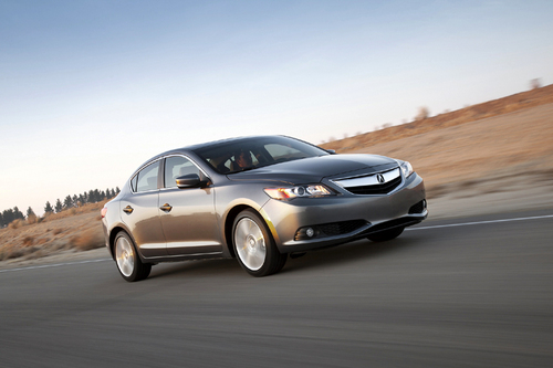 2015 Acura ILX 5-Spd AT w/Technology Package
Review by Carey Russ (select to view enlarged photo)