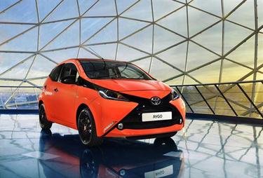 toyota aygo (select to view enlarged photo)
