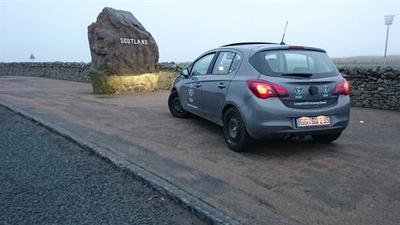 vauxll corsa (select to view enlarged photo)