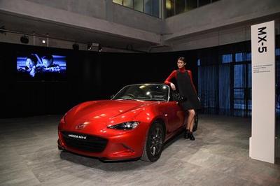 mazda mx-5 (select to view enlarged photo)