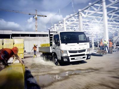 fuso canter truck (select to view enlarged photo)