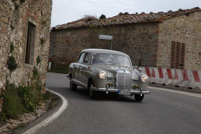 mercedes 180D (select to view enlarged photo)
