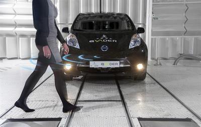 nissan leaf (select to view enlarged photo)