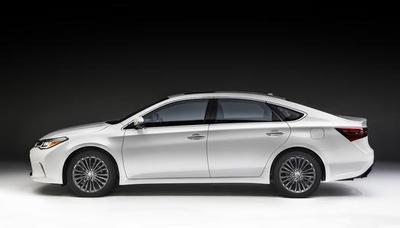 toyota avalon (select to view enlarged photo)