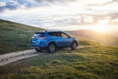 toyota rav 4 hybrid (select to view enlarged photo)