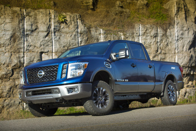 nissan titan (select to view enlarged photo)