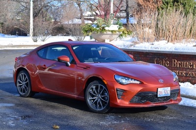2017 Toyota 86 Sports Coupe (select to view enlarged photo)