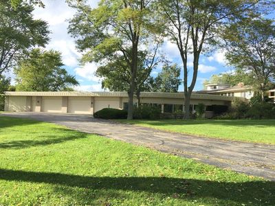 PHOTO (select to view enlarged photo)