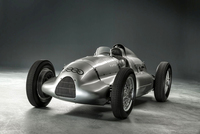 PHOTO (select to view enlarged photo)