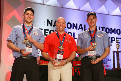 PHOTO (select to view enlarged photo)