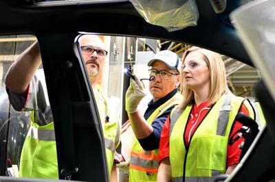 PHOTO (select to view enlarged photo)