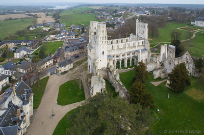 PHOTO (select to view enlarged photo)