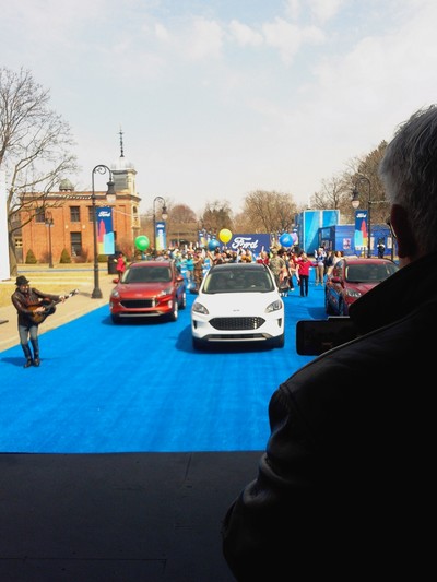 PHOTO (select to view enlarged photo)