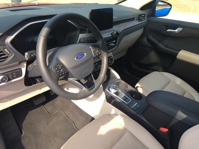 2020 Ford Escape (select to view enlarged photo)