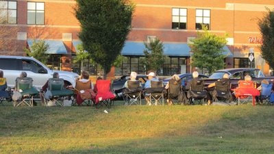 PHOTO (select to view enlarged photo)