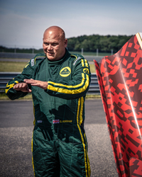 PHOTO (select to view enlarged photo)