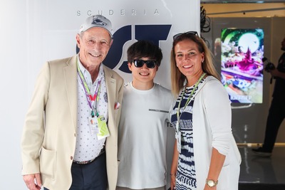 PHOTO (select to view enlarged photo)