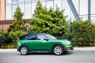 PHOTO (select to view enlarged photo)