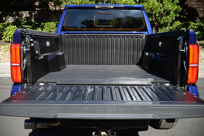 PHOTO (select to view enlarged photo)