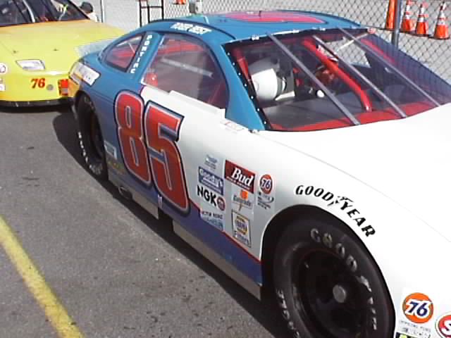 #85, Roger Best, Volunteer Trucking Pont